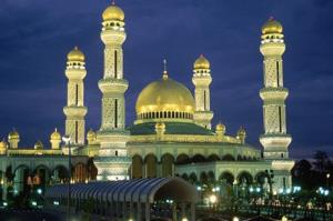 Մզկիթ – Բանդար Սերի Բեգավան, Բրունեյ.jpg