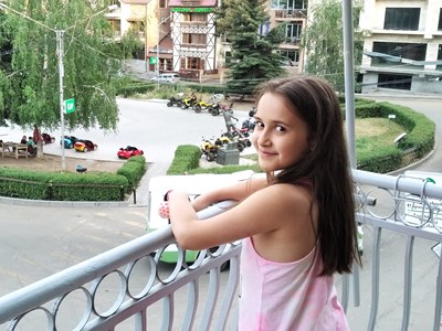 Նաիրա Յոլչյան