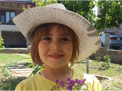 Լորետա Ղազարյան