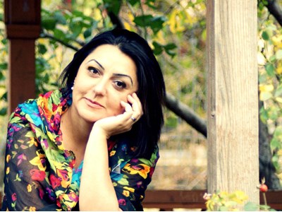 Նաիրա Զեյնալյան
