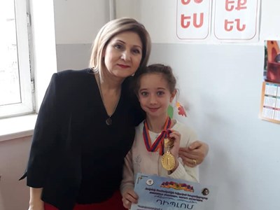 Ադելինա Նազարեթյան