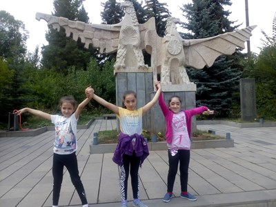 Նաիրա Մակինյան