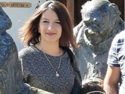 Աննա Մո՛ւրադյան